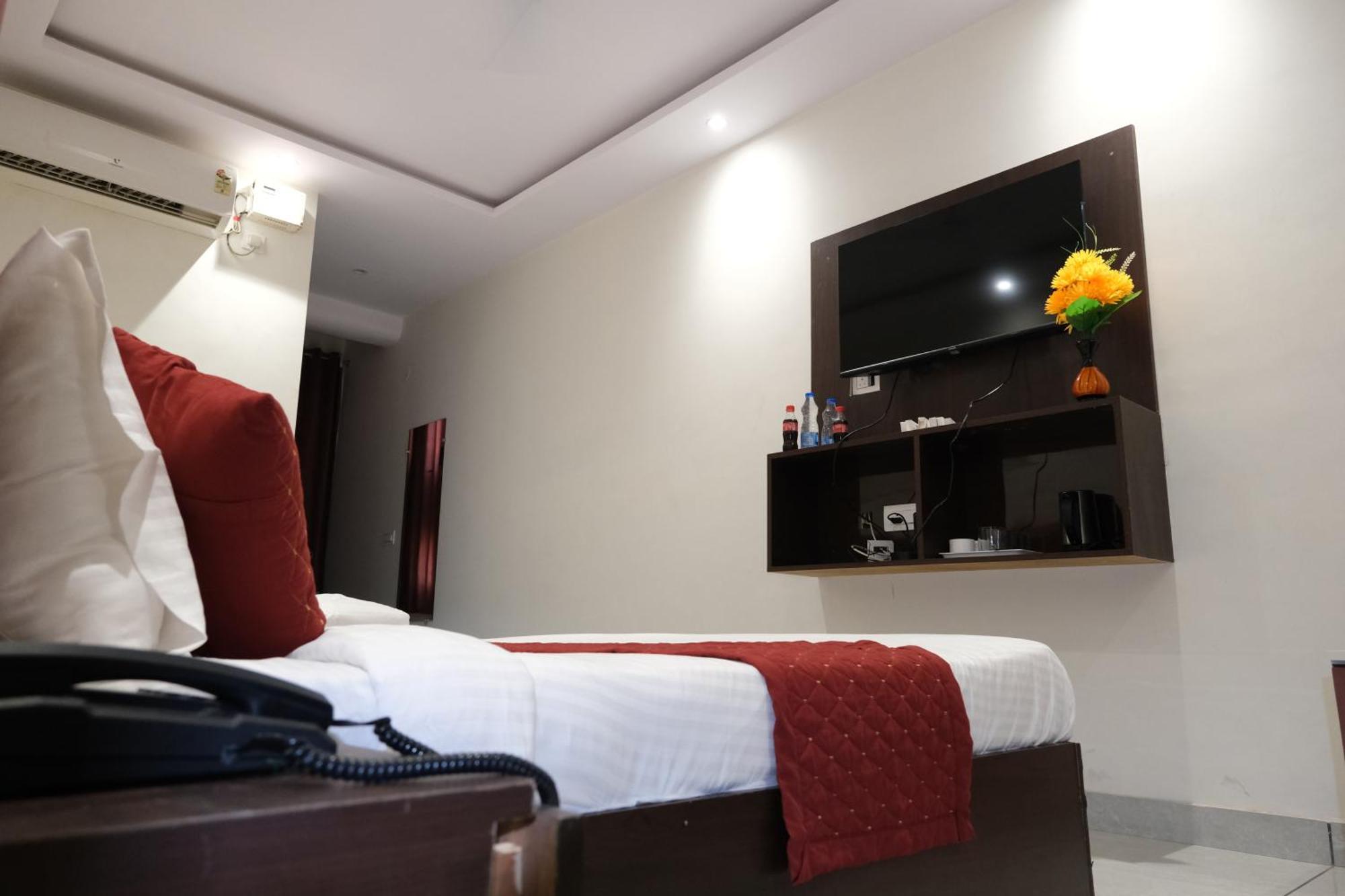 Hotel De Hocks Deluxe - New Delhi Railway Station المظهر الخارجي الصورة